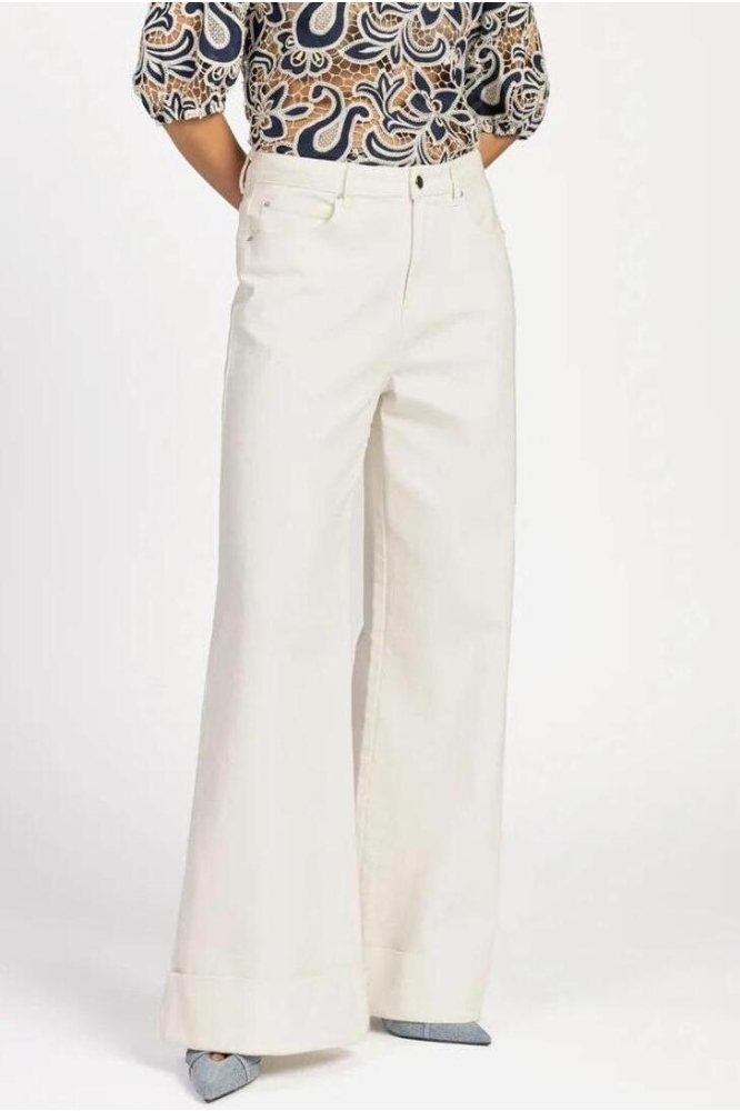 VANESSE CO 687 110107 CREAM3